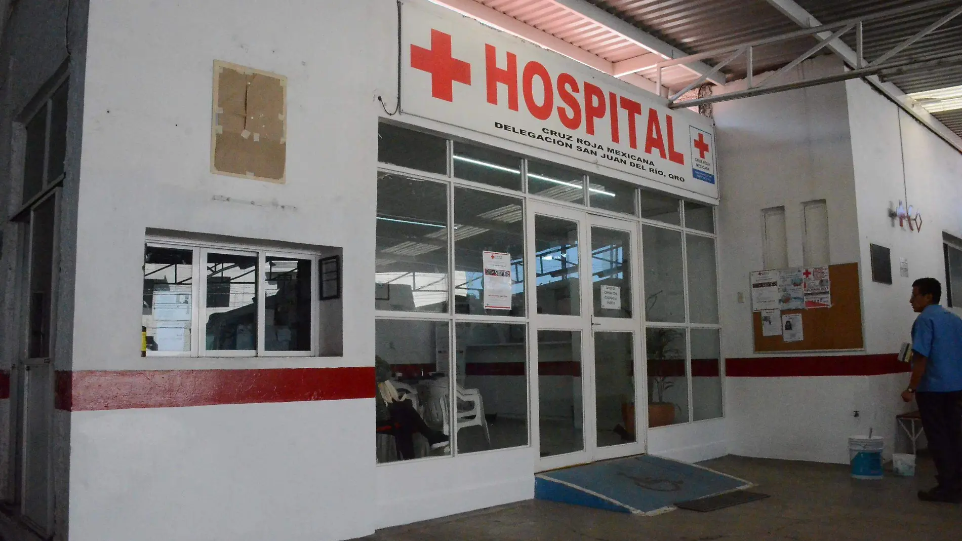 Hospital de Cruz Roja cuenta con equipo quirúrgico actualizado. Foto Luis Luévanos